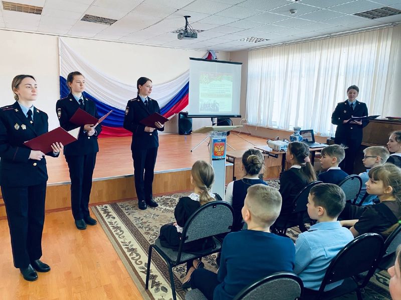 В Нестеровском лицее прошло патриотическое мероприятие