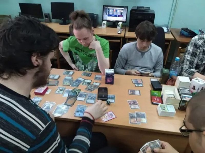 В Рузской библиотеке молодежь собралась за играми