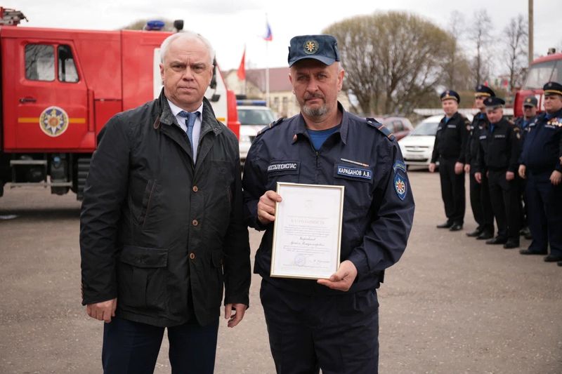Рузских пожарных поздравили с праздником