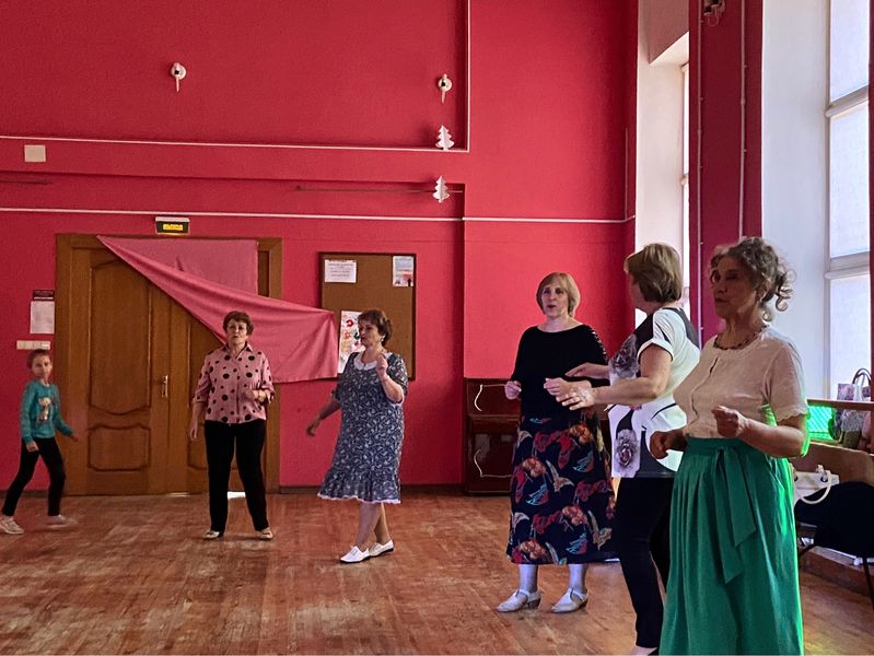 «Золотой возраст»: танцы в Тучковком центре культуры и искусств