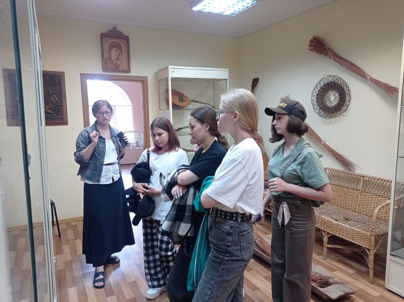 Рузские волонтеры побывали в Одинцовском музее