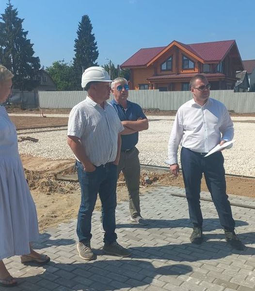 Михаил Жаров проверил строительство школы на 400 мест в Тучково 