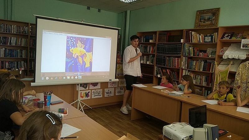 В Рузской библиотеке прошел урок рисования
