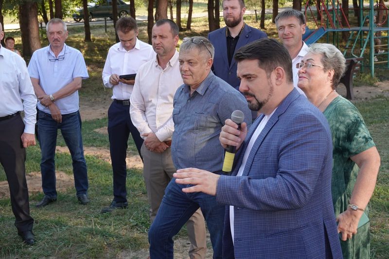 Николай Пархоменко обсудил проблемы с жителями Сытьково