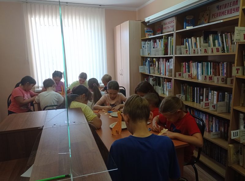 В Старорузской библиотеке состоялся мастер-класс