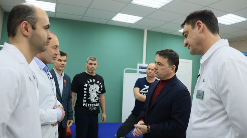 Андрей Воробьев: Наша задача - помочь в реабилитации и протезировании тем, кто получил ранения в ходе СВО