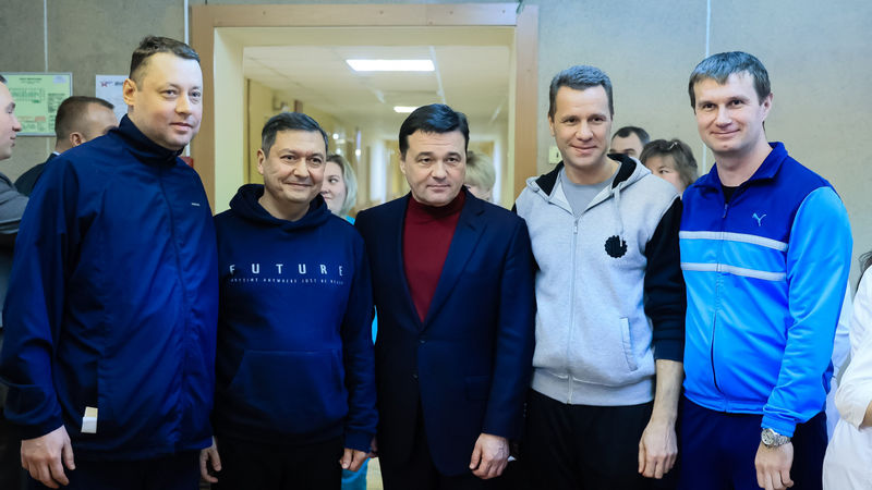Губернатор Подмосковья навестил участников СВО, проходящих реабилитацию в Звенигороде