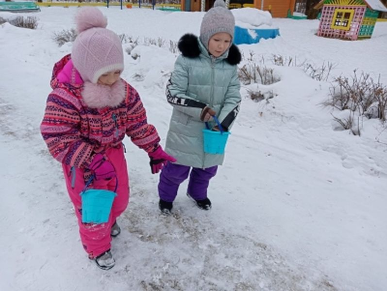 На Беляной Горе повторили правила зимней безопасности