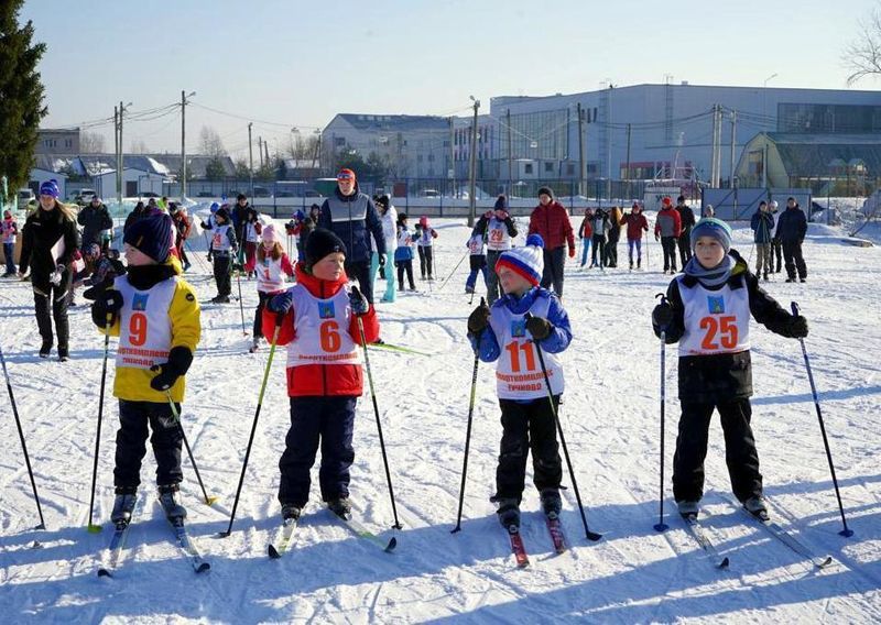 В Тучково соревновались лыжники 