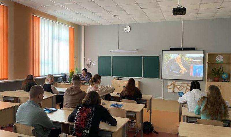 Тучковские школьники поговорили о творчестве Сергея Михалкова