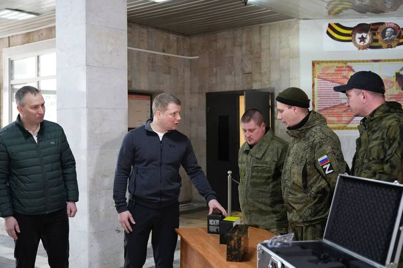 Военное снаряжение – для бойцов гвардейского Ямпольского мотострелкового полка Кантемировской дивизии  