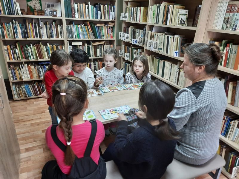 В Тучковской библиотеке – лото и футбол
