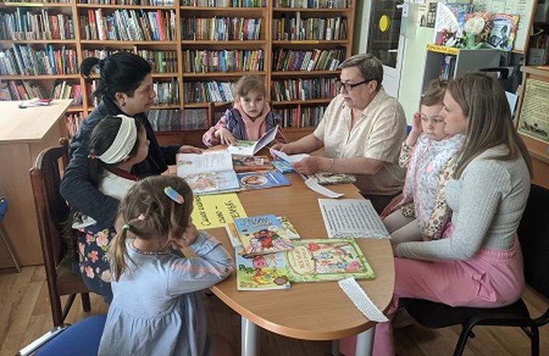 Читатели Тучковской библиотеки узнали, как появилась дружная семья