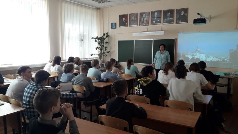 Рузские школьники побывали в Санкт-Петербурге, не выходя из-за парт 