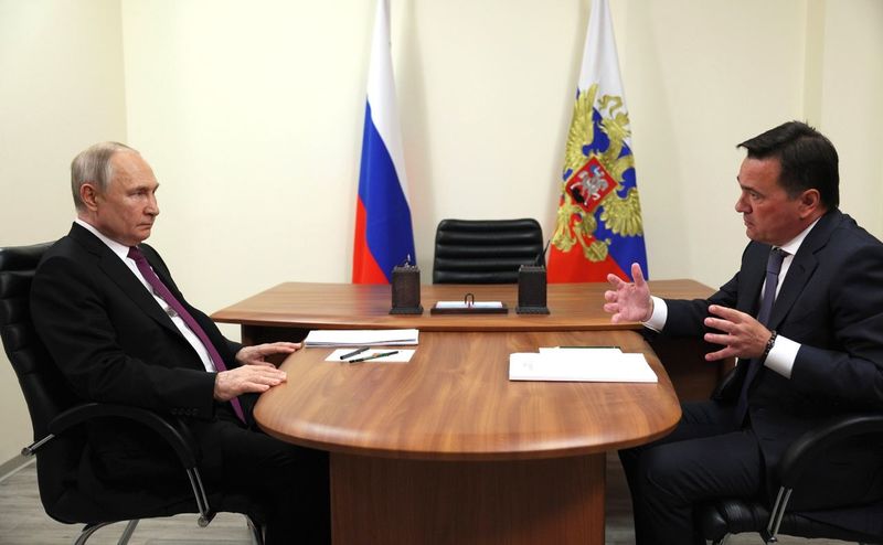 В Кремле состоялась рабочая встреча Владимира Путина с губернатором Московской области Андреем Воробьёвым