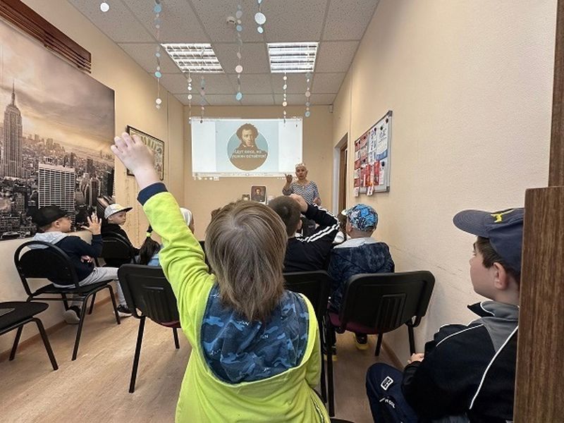 «Идут века, но Пушкин остается» – встреча в Волковской библиотеке