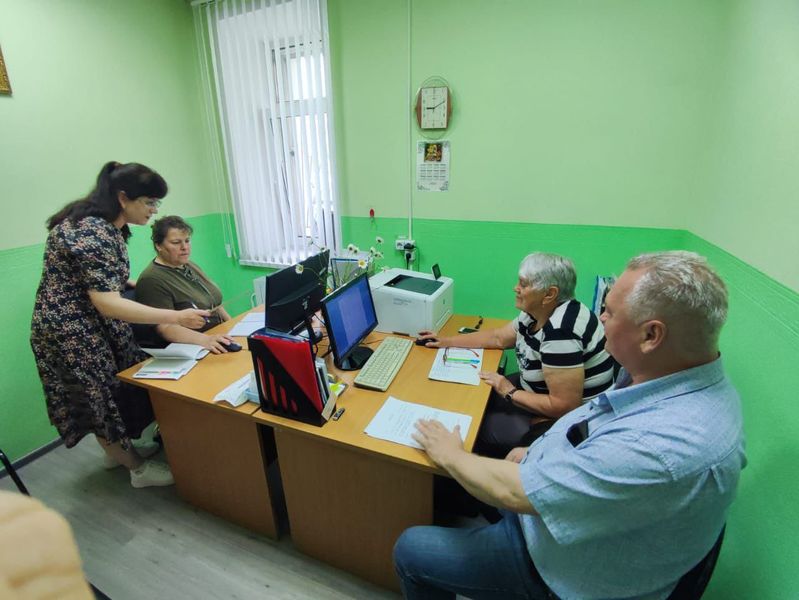Сотрудники соцзащиты Рузского округа помогают 600 подопечным 