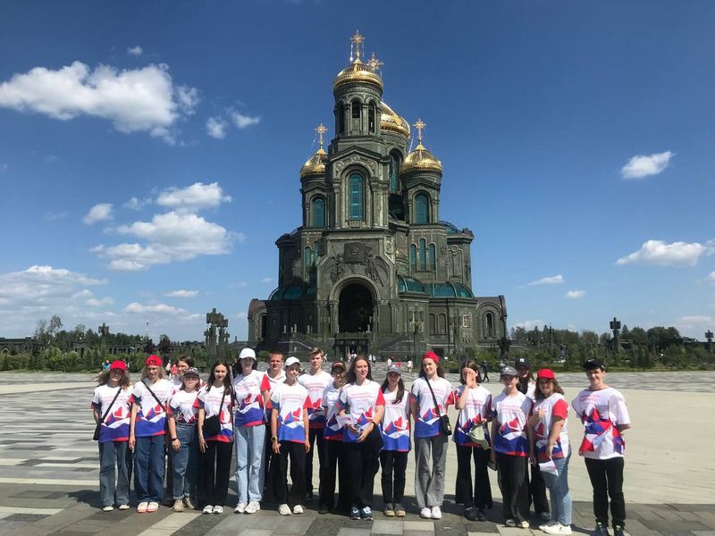 Рузские волонтеры встретили участников проекта «Поезд Памяти»