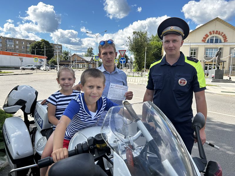 Рузские госавтоинспекторы провели рейды по детской безопасности