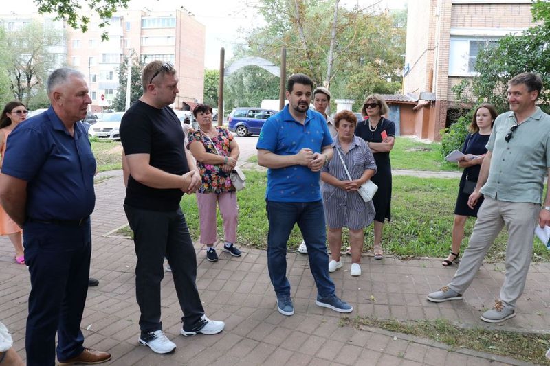 Николай Пархоменко обсудил с жителями проект реконструкции парка «Лукоморье» в Рузе