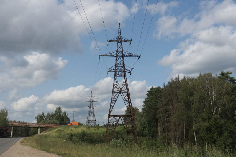В деревне Ожигово проводятся профилактические работы на электросетях