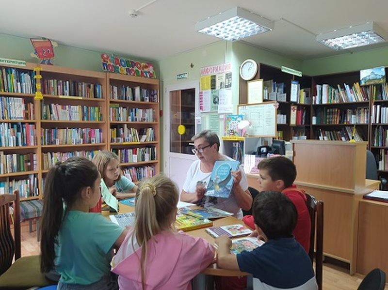 В Тучковской библиотеке отметили юбилеи книг