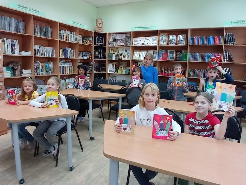 «Подарок любимому учителю» – мастер-класс в Тучковской библиотеке