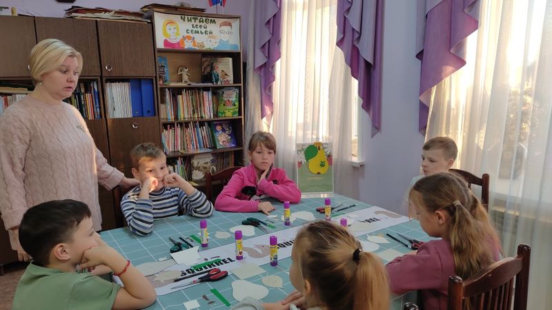  «Гусеничка на груше» – мастер-класс в Колюбакинской библиотеке