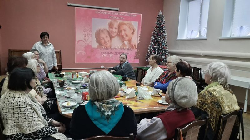 В Рузской библиотеке – праздник для мам и бабушек