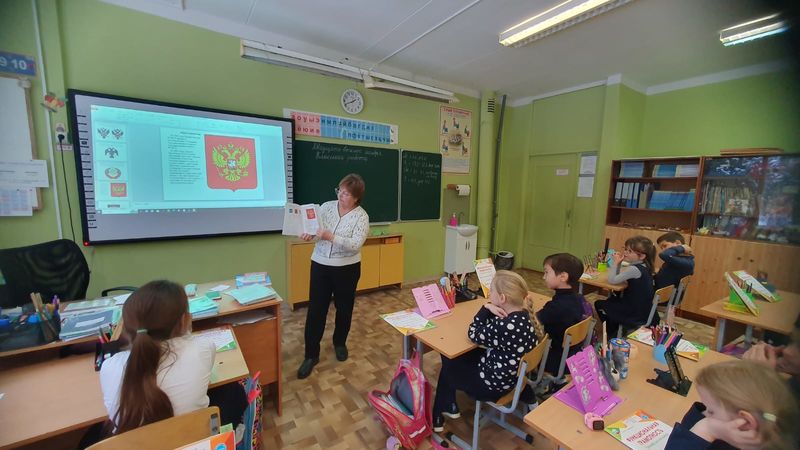 Сытьковские школьники узнали, как менялся российский герб