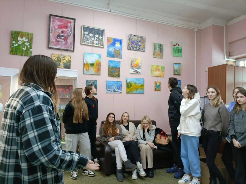 Читатели Рузской библиотеки ознакомились с картинами художников-классиков