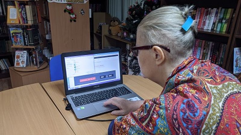 Тучковские пенсионеры освоили перевод электронных документов в другие форматы