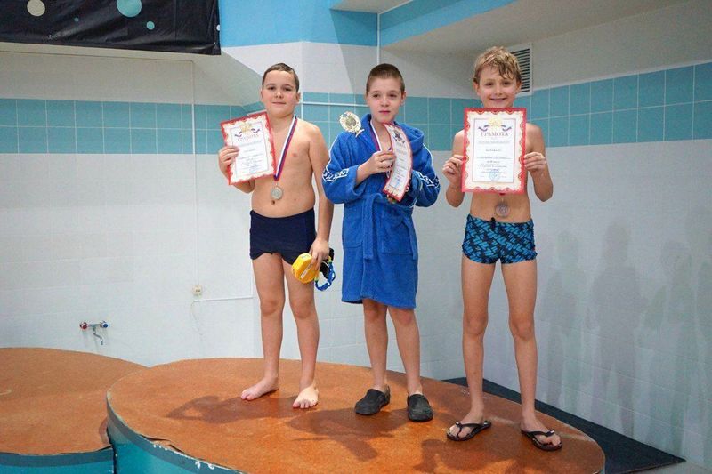 В Рузе соревновались юные пловцы