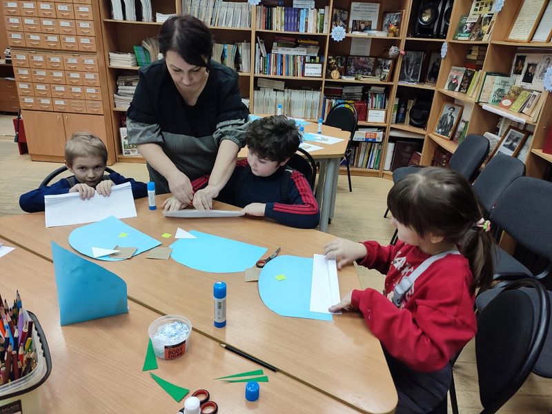  «Краски зимы» – мастер-класс в Тучковской библиотеке