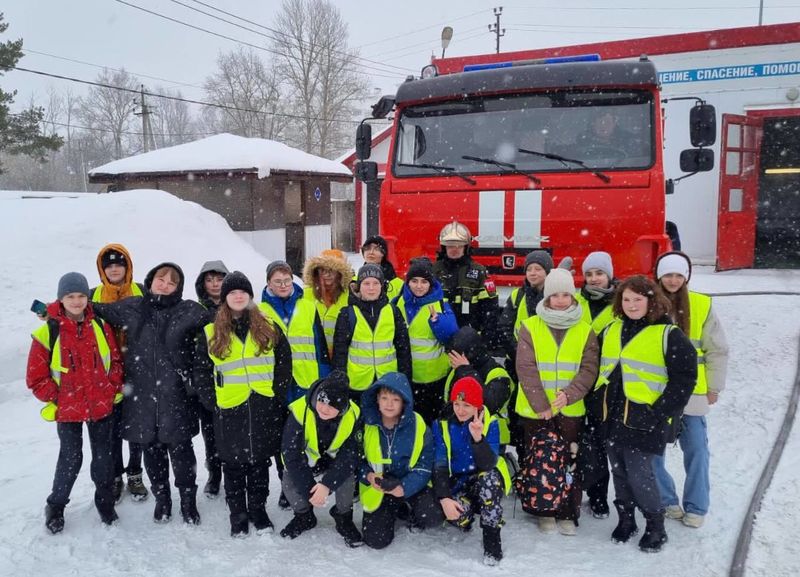 Тучковские школьники побывали в гостях у пожарных ГКУ МО «Мособлпожспас» 