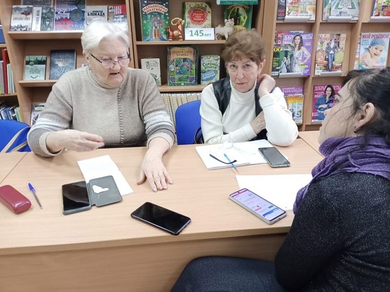 Рузские пенсионеры освоили голосовые сообщения и научились создавать группы