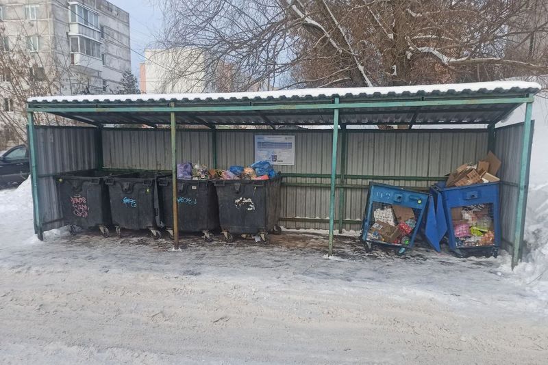 В Рузском округе убирают снег в местах сбора ТКО