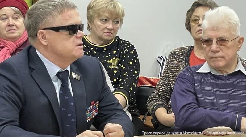 Депутат Мособлдумы Вшивцев встретился с ветеранами и долголетами в Рузе