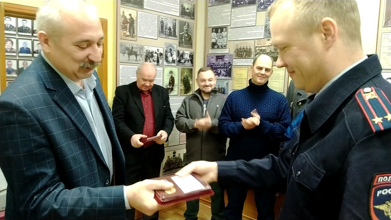 Рузским ветеранам службы участковых милиции вручили медали к столетию подразделения