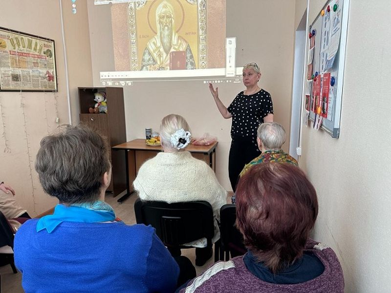 Встреча в Волковской библиотеке посвящалась святителю Алексию 