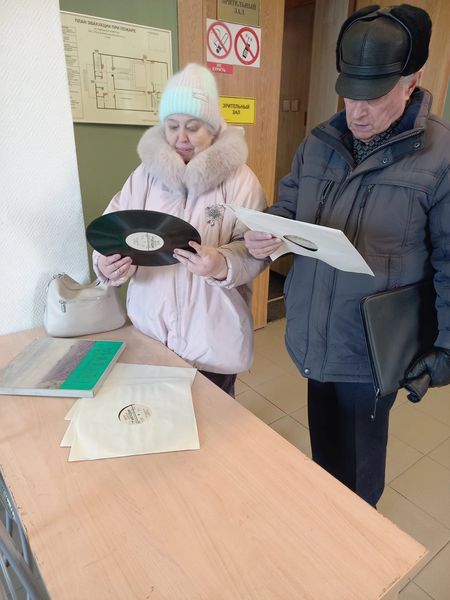 Ружане ознакомились с уникальными пластинками в Рузском ЦКиИ