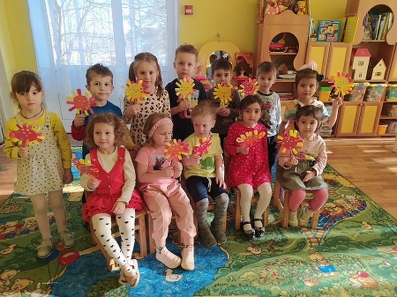В Тучковском детском саду делали солнышки