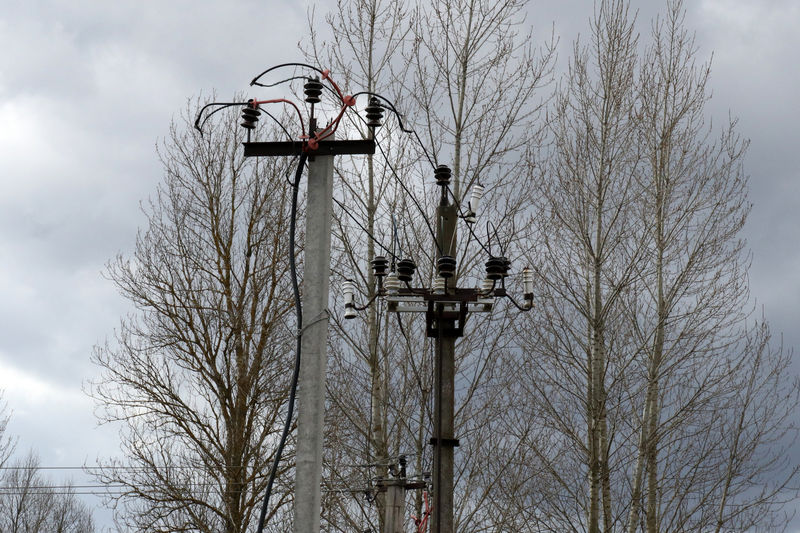 В Рузском округе ремонтируют энергообъекты