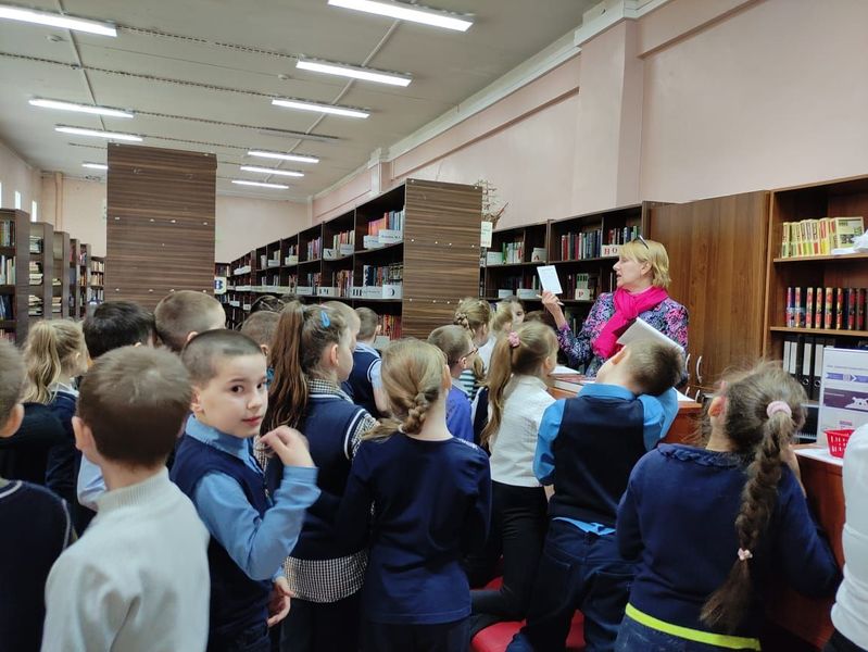 Библиотекарь поделилась с рузскими ребятами секретами профессии