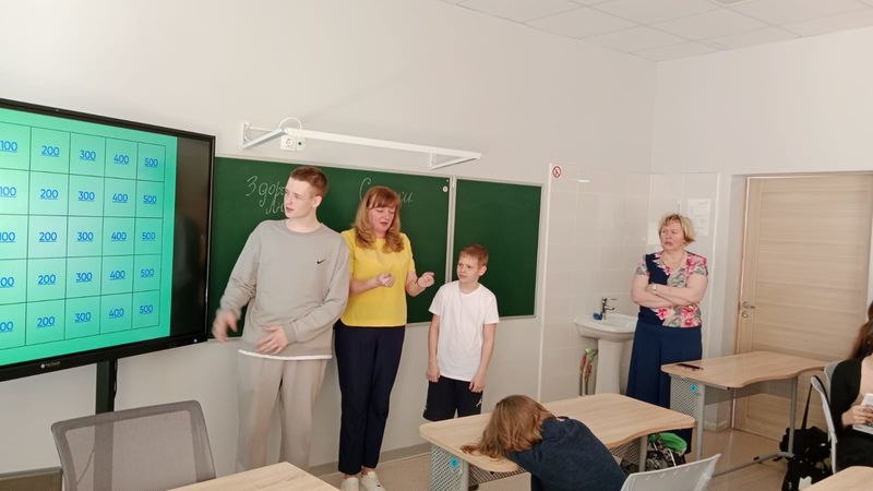 В Дороховской школе прошла «Своя игра» на тему здоровья