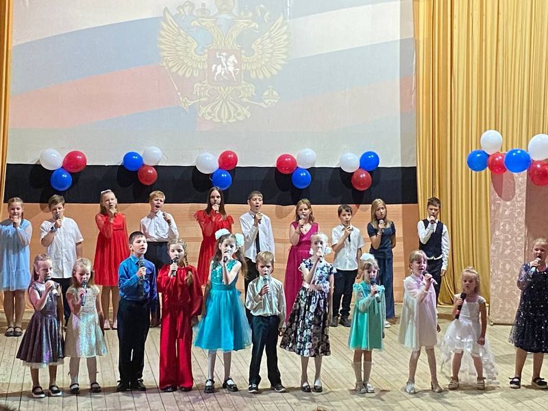 Космодемьянцы побывали на концерте ко Дню России