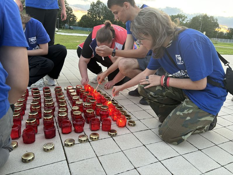 Молодогвардейцы приняли участие в «Свече памяти»