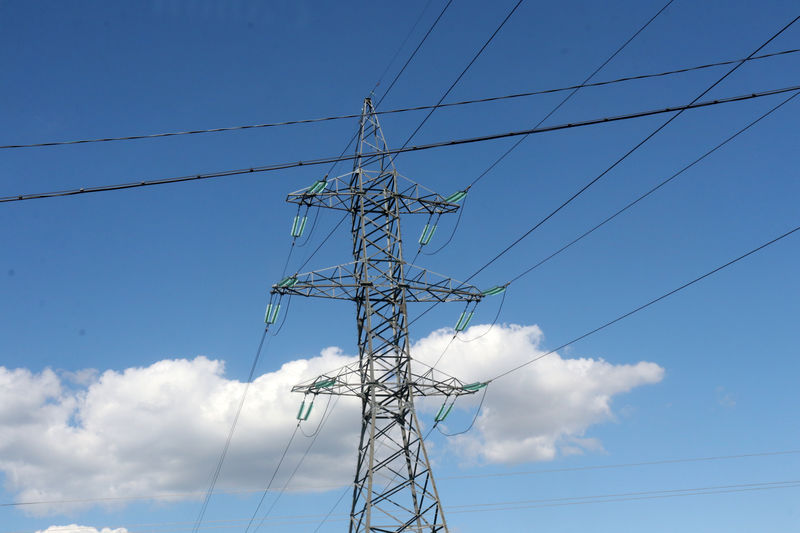 В Рузском округе планово ремонтируют электросети