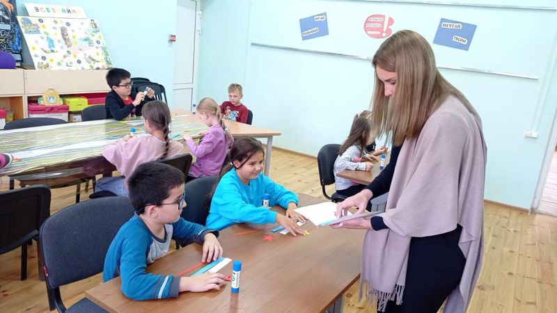 В Тучковской библиотеке делали подарки для пап