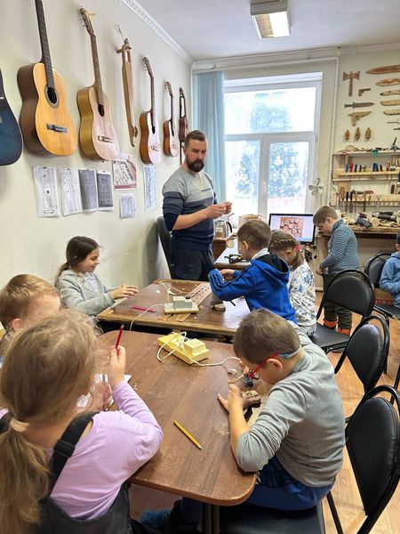 В студии «Ажурная сказка» прошел мастер-класс «Новогодняя игрушка»